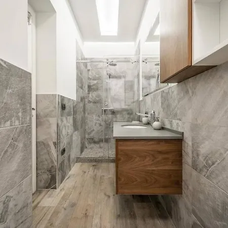 Apartment Blloku Deluxe 1br/ap