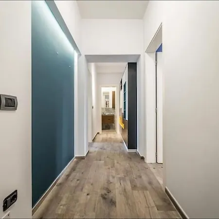 Apartman Blloku Deluxe 1br/ap Tirana