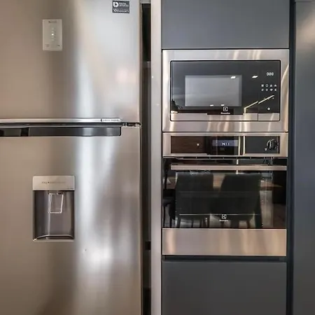 Blloku Deluxe 1br/ap Apartman Tirana