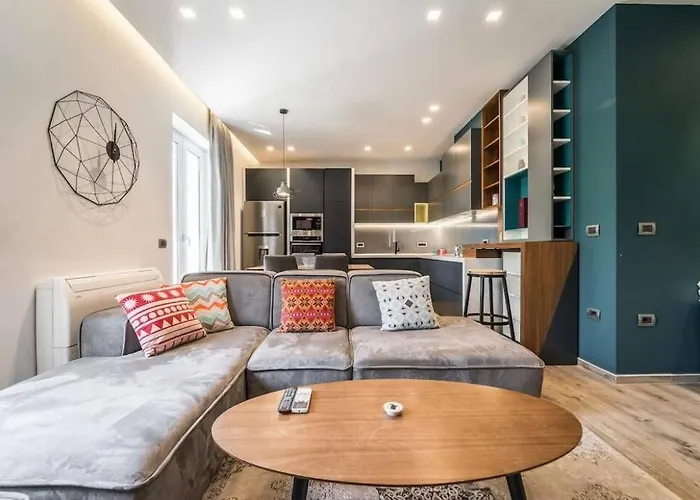 Blloku Deluxe 1br/ap Appartamento Tirana